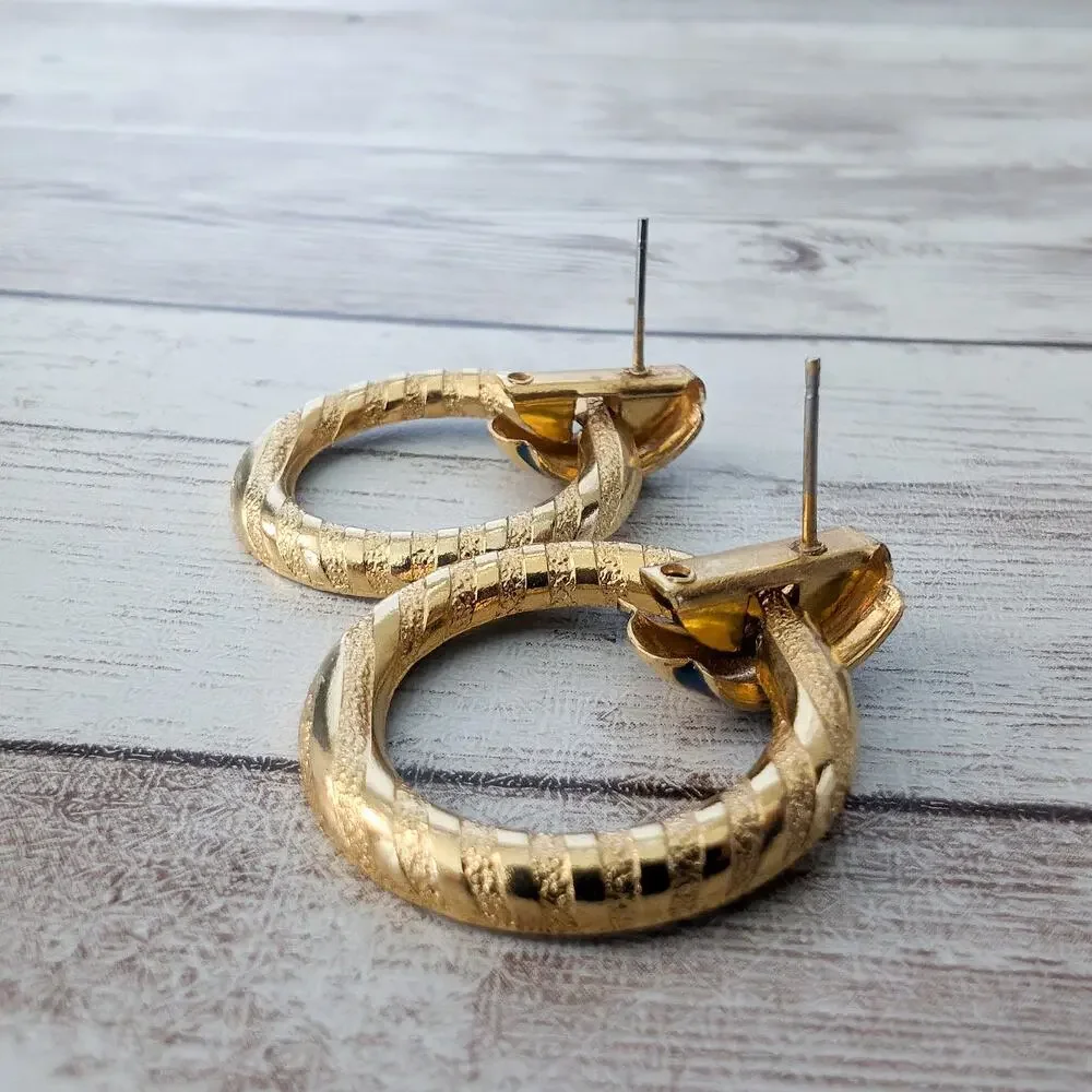 Vintage Earrings for Pierced Ears Blue & Gold Tone Circle Dangle